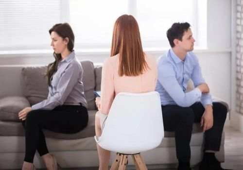 合肥私家調(diào)查：女方外遇離婚財(cái)產(chǎn)怎么分割，最新的規(guī)定是什么